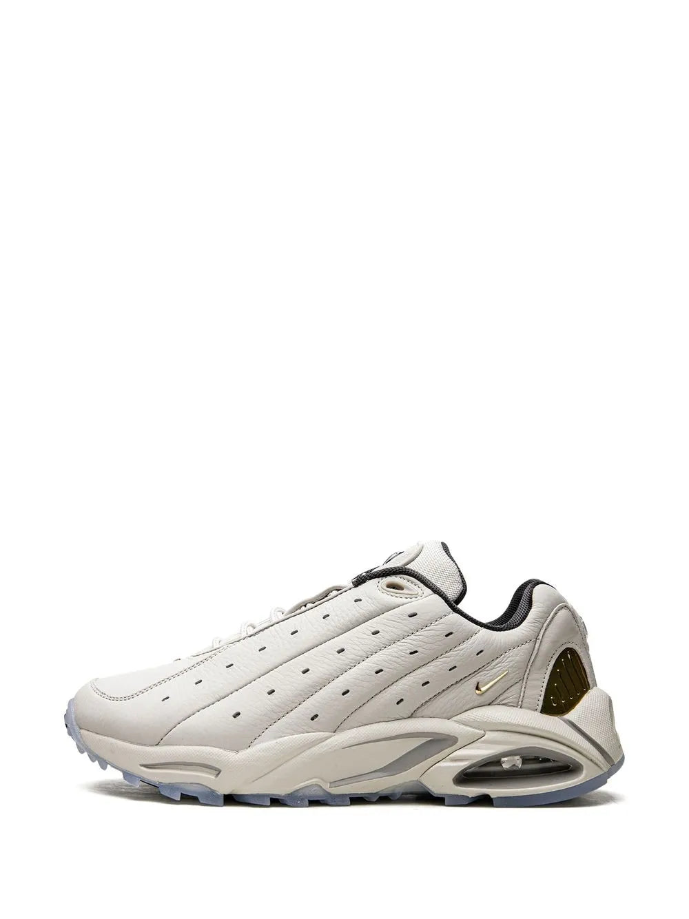 Scarpe da ginnastica NOCTA Hot Step Air Terra "Champagne".