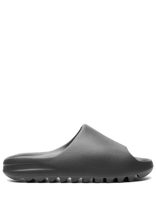 Slides Yeezy